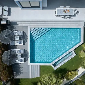  Villa Kyamon Estate Luxury